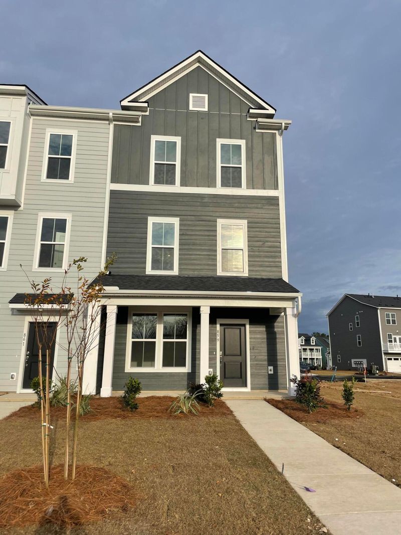 859 Recess Pointe Dr #28, Moncks Corner, SC 29461