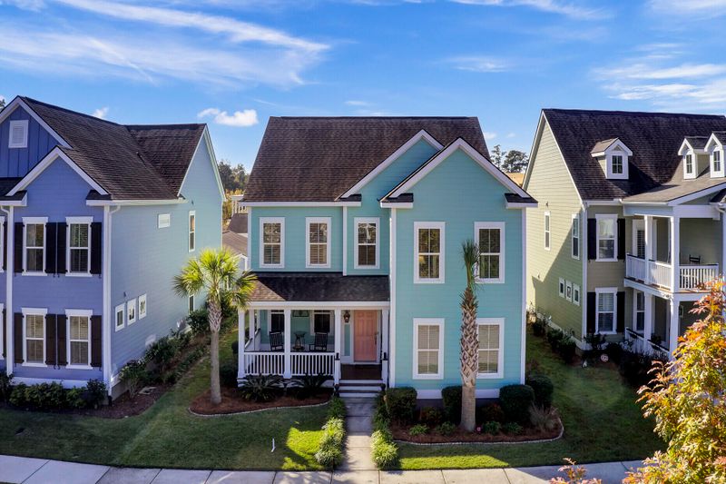 203 Bellflower Dr, Summerville, SC 29483