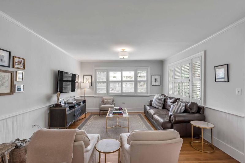 343 Ashley Ave, Charleston, SC 29403