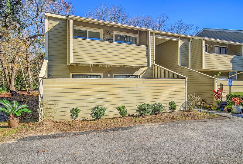 2320 Treescape Dr #1, Charleston, SC 29414