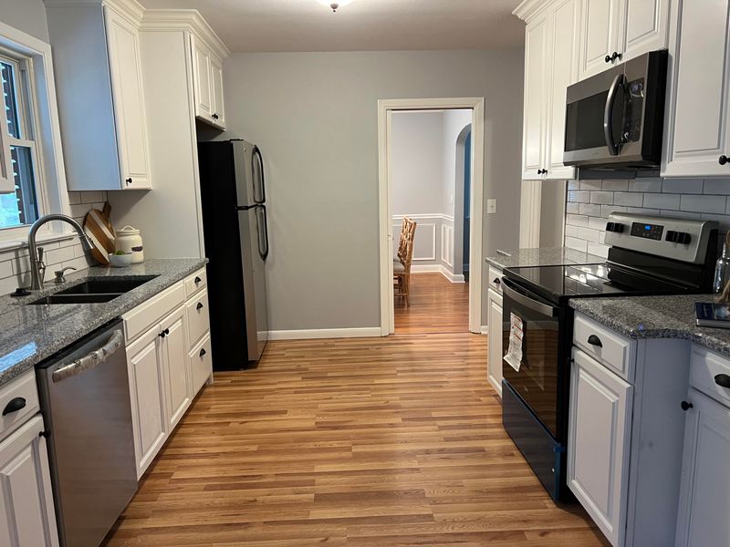 5266 Lancaster St, North Charleston, SC 29405