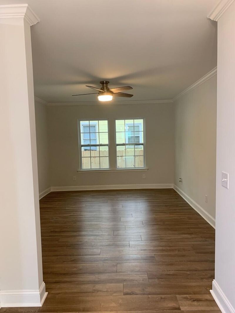 2716 E Surrey Dr, North Charleston, SC 29405
