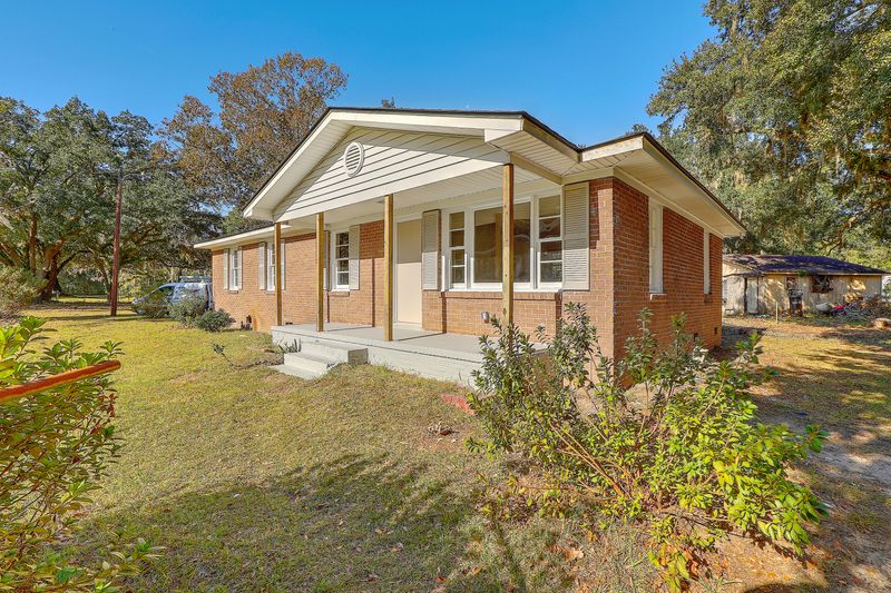 8192 Willtown Rd, Hollywood, SC 29449