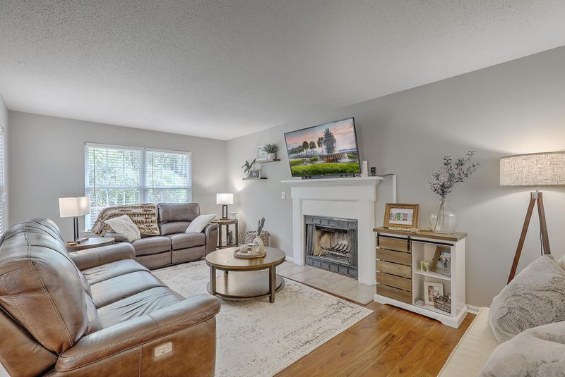 1033 Planters Pl, Mount Pleasant, SC 29464