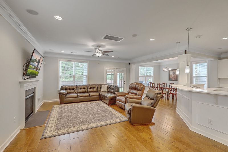 3125 Mulan Ln, Charleston, SC 29414