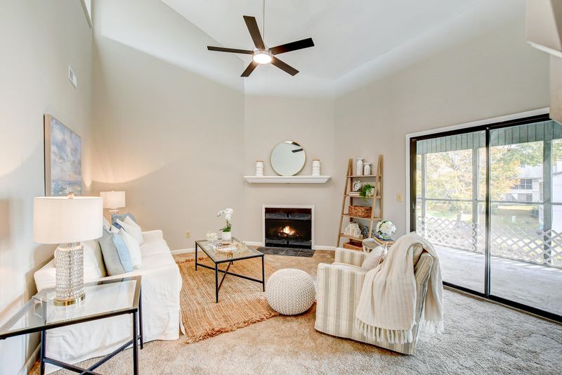 503 Greenmeadow Dr, Goose Creek, SC 29445