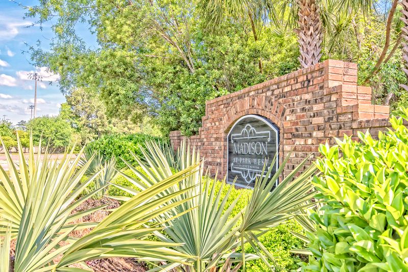 1300 Park West Blvd #913, Mount Pleasant, SC 29466
