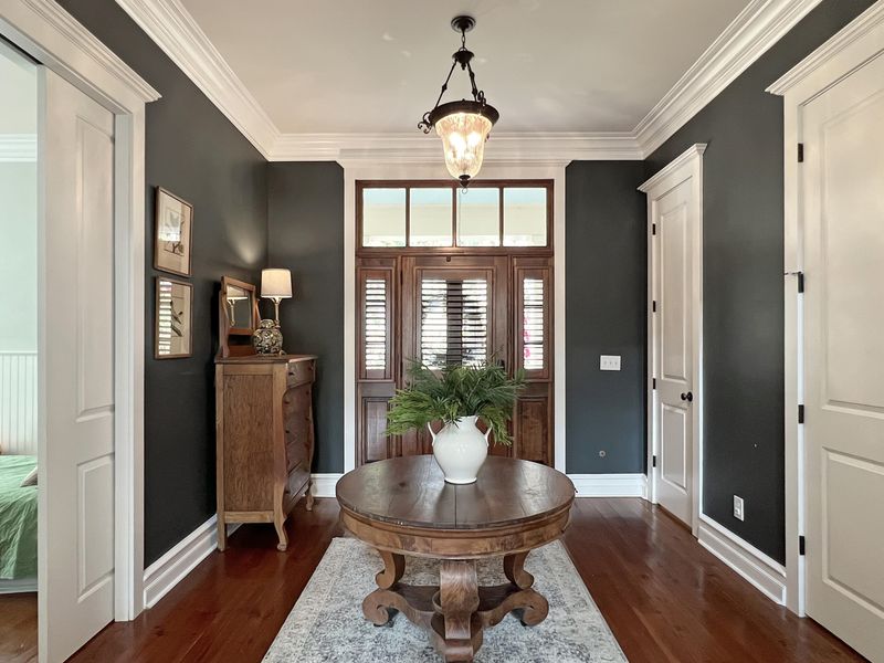 615 N Hickory St, Summerville, SC 29483