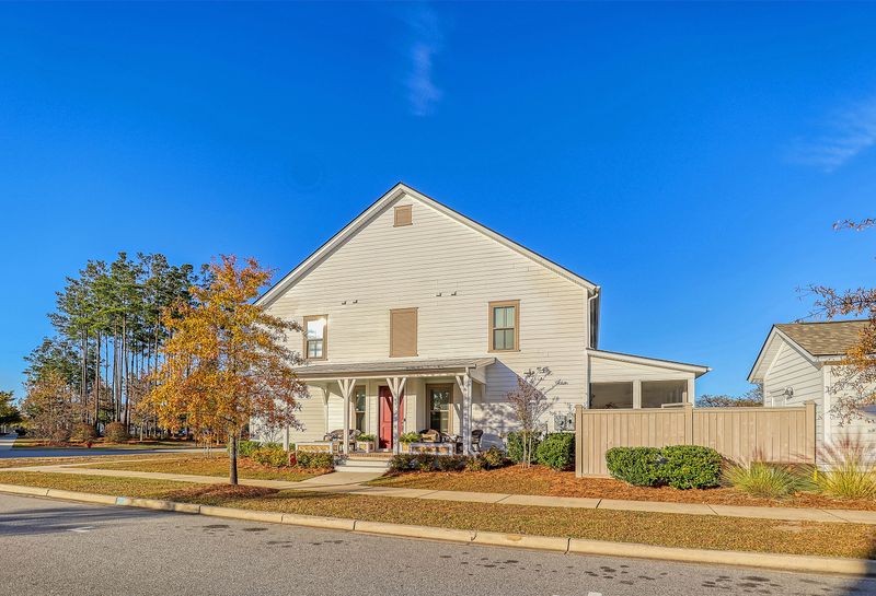 151 Great Lawn Dr, Summerville, SC 29486