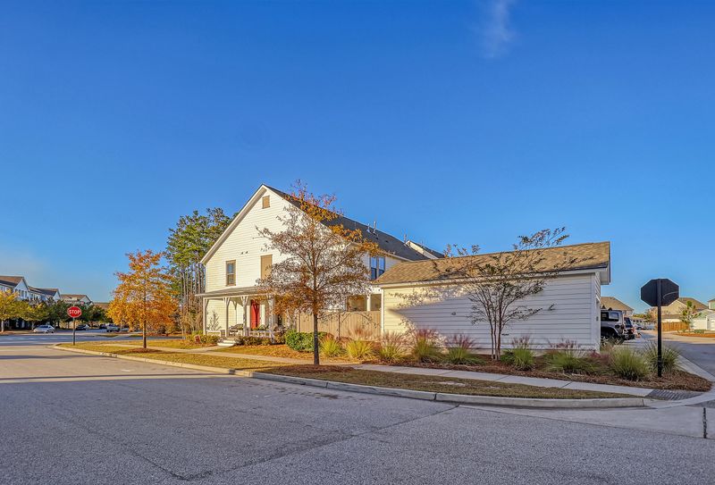 151 Great Lawn Dr, Summerville, SC 29486