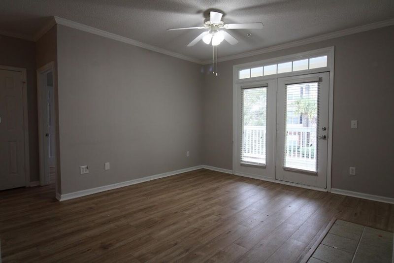 45 Sycamore Ave #222, Charleston, SC 29407