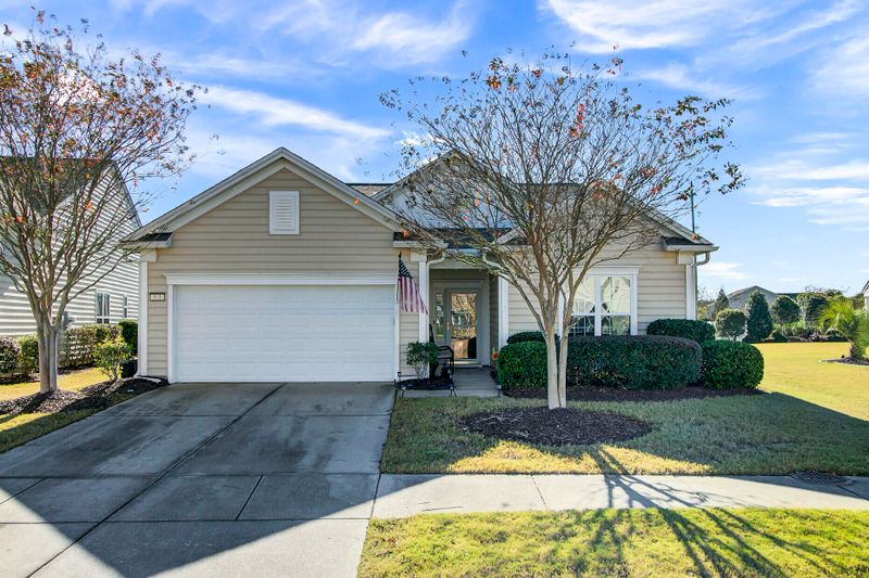 561 Tranquil Waters Way, Summerville, SC 29486