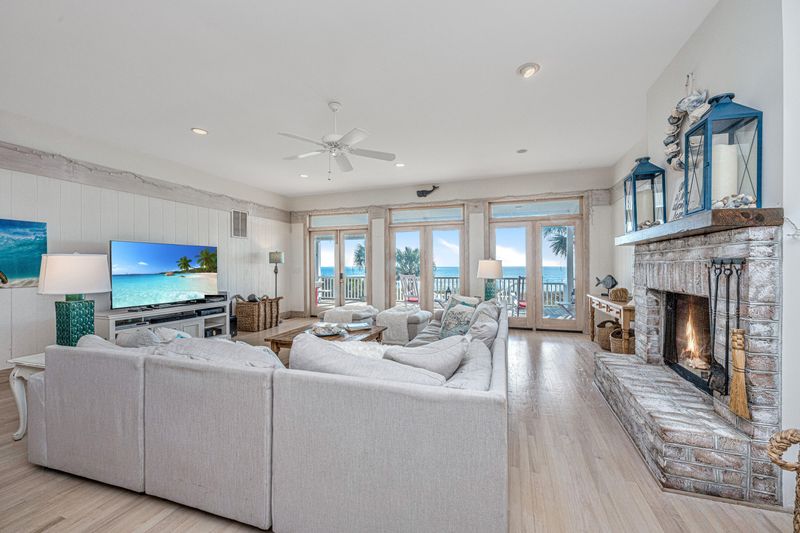 2304 Point St, Edisto Beach, SC 29438