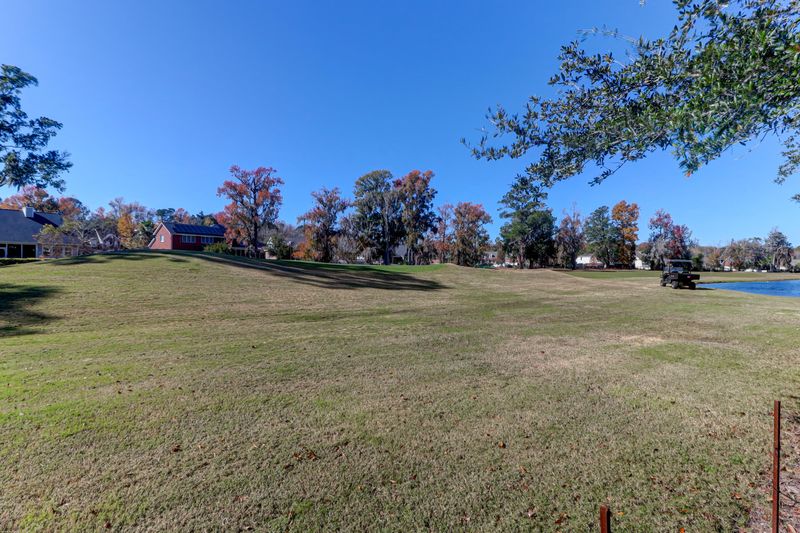 100 Deerfield Dr #301, Charleston, SC 29414
