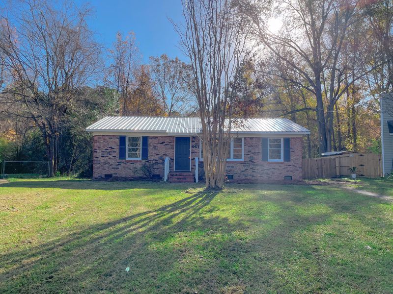 441 Madeline Dr, Goose Creek, SC 29445