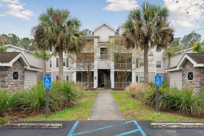 1300 Park West Blvd #604, Mount Pleasant, SC 29466