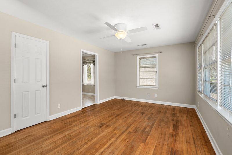 309 Amy Dr, Goose Creek, SC 29445