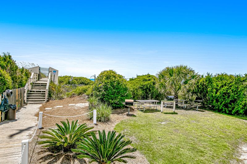 1300 Ocean Blvd #341, Isle Of Palms, SC 29451