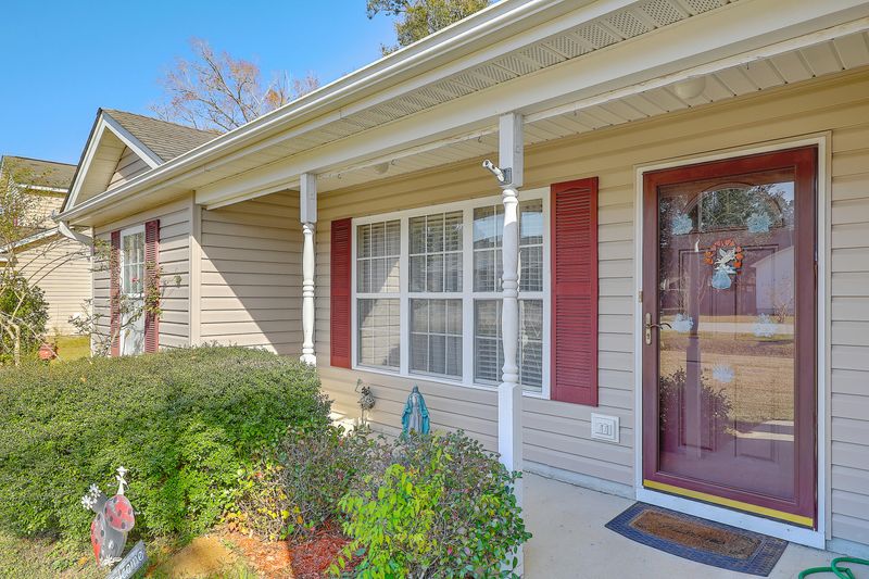 228 Lindy Creek Rd, Goose Creek, SC 29445