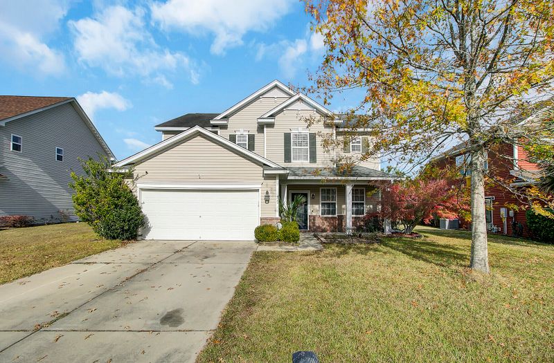 422 Glenmore Dr, Moncks Corner, SC 29461