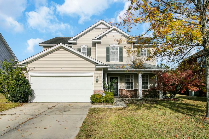 422 Glenmore Dr, Moncks Corner, SC 29461