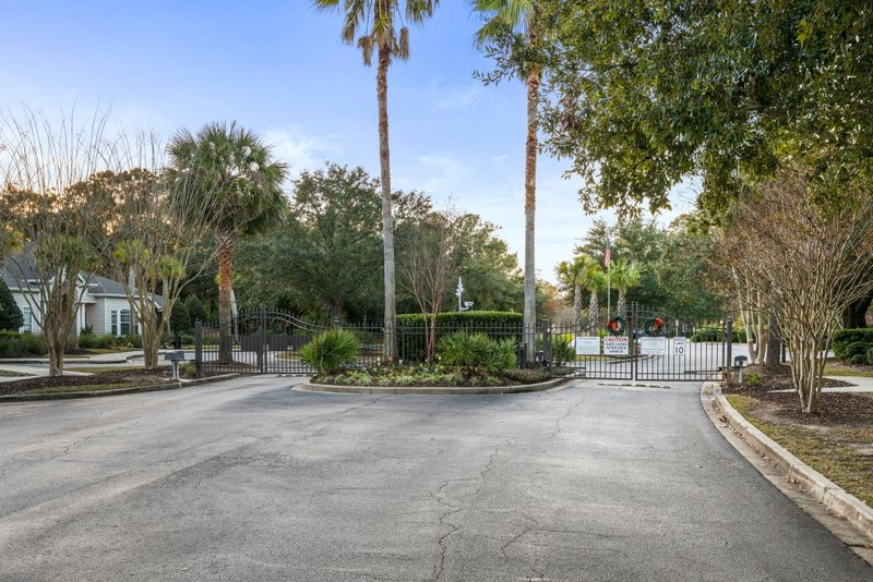 1300 Park West Blvd #307, Mount Pleasant, SC 29466