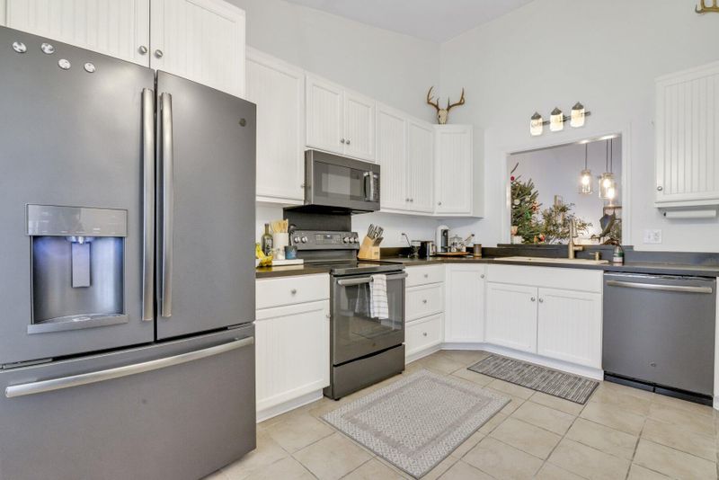 3267 Walter Dr, Johns Island, SC 29455