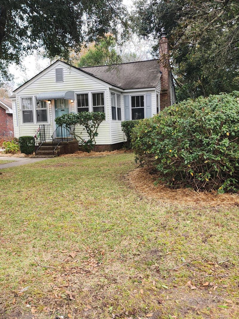 4966 Edge Ave, North Charleston, SC 29405