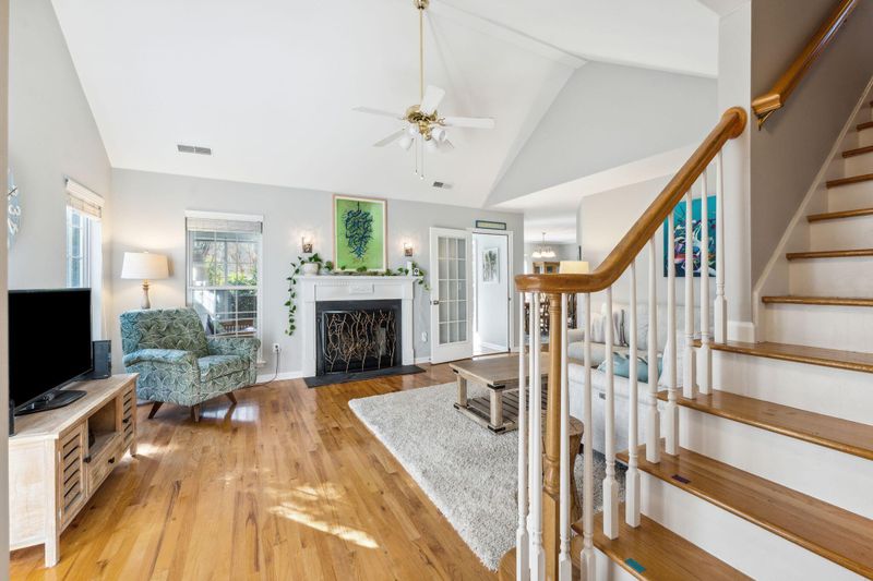 765 Shell Sand Rd, Charleston, SC 29412