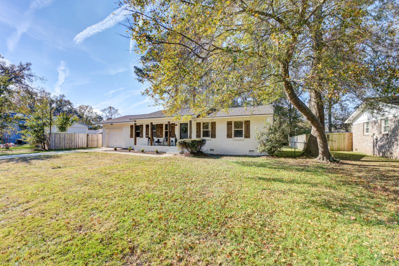 130 Carol Dr, Goose Creek, SC 29445