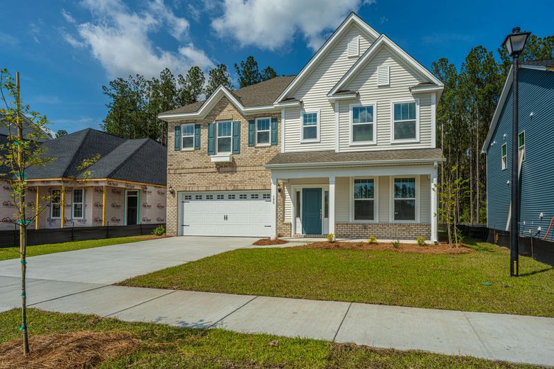 590 Dunswell Dr, Summerville, SC 29486