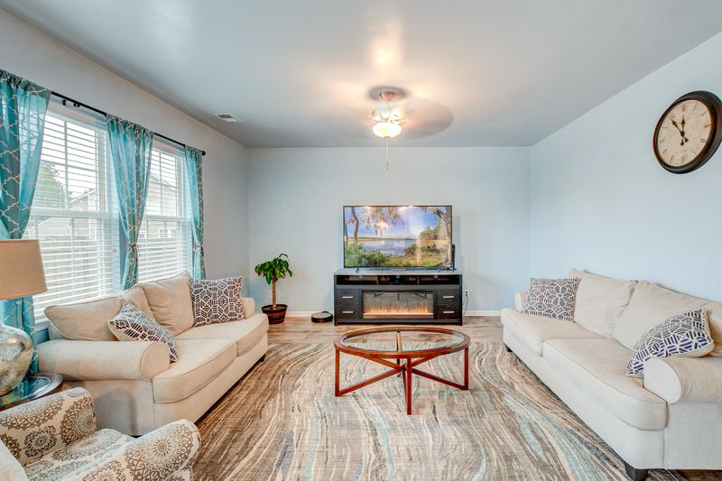 261 Swamp Creek Ln, Moncks Corner, SC 29461