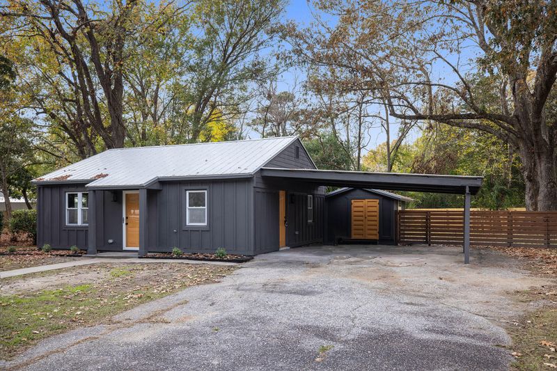 13 Anita Dr, Charleston, SC 29407