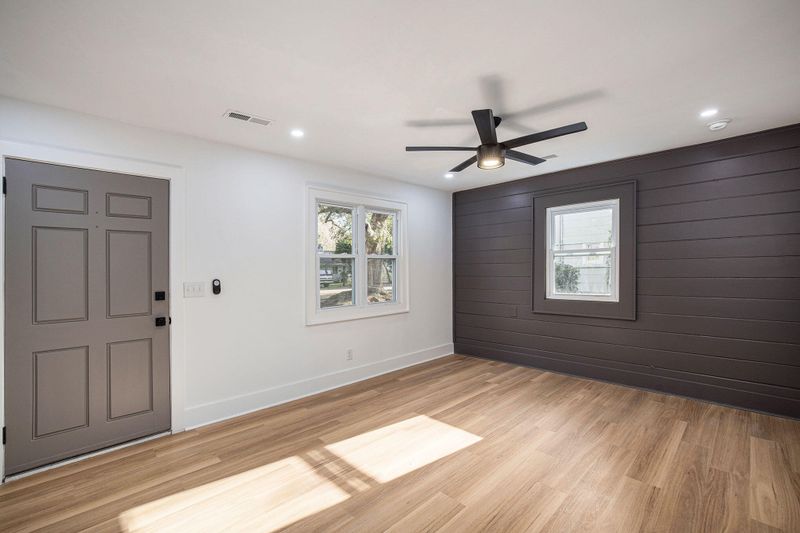 13 Anita Dr, Charleston, SC 29407