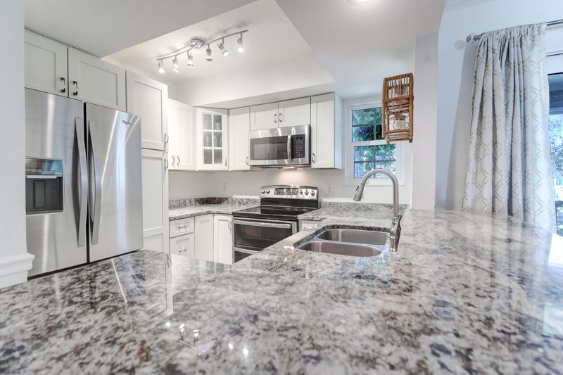 1839 C Villa Maison #1839-C, Mount Pleasant, SC 29464
