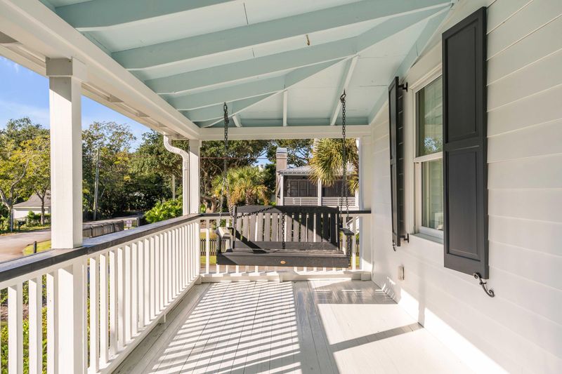 2302 Myrtle Ave, Sullivans Island, SC 29482