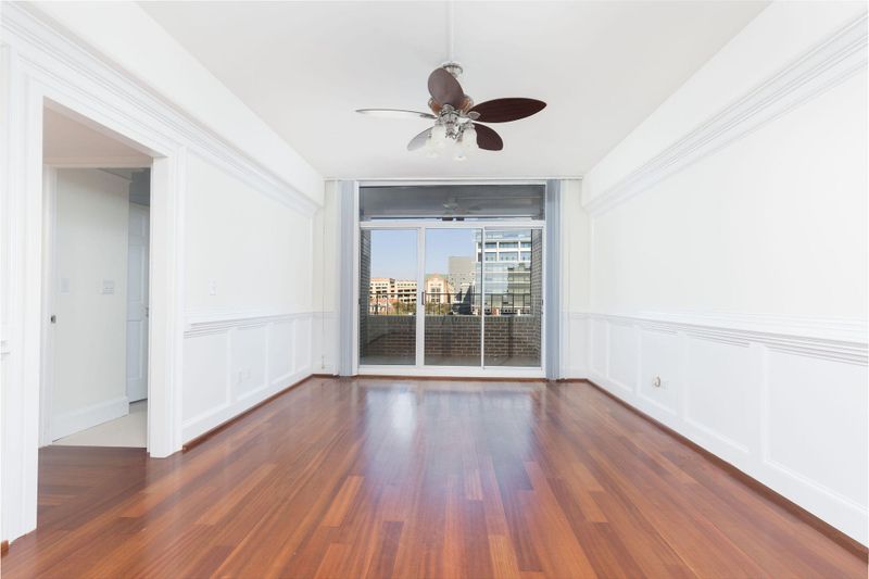 14 Lockwood Dr #3j, Charleston, SC 29401