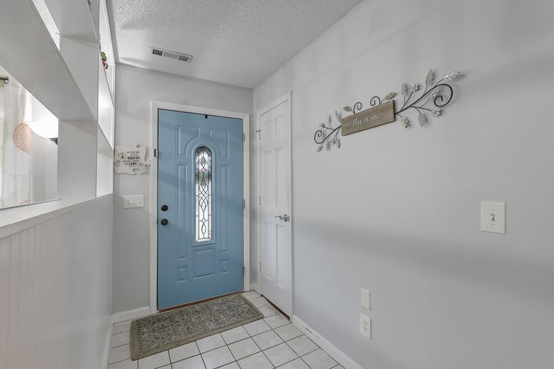 105 Jefferson Ln, Ladson, SC 29456