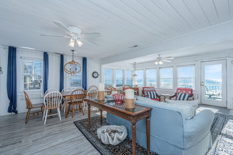 714 Palmetto Blvd, Edisto Beach, SC 29438