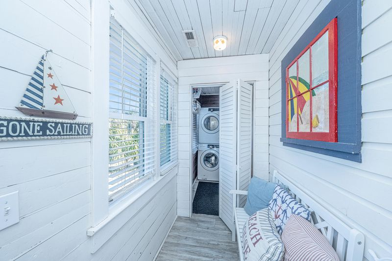 714 Palmetto Blvd, Edisto Beach, SC 29438