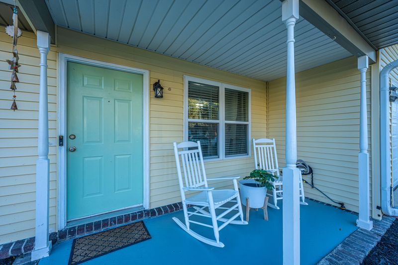 81 Four Iron Ct, Summerville, SC 29483