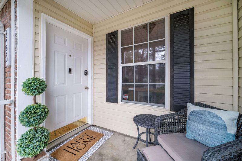 8590 Waccamaw Ct, North Charleston, SC 29406