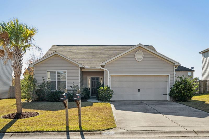 7663 Haywood St, North Charleston, SC 29418