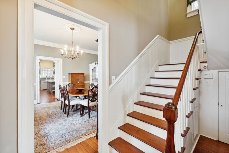 25 Logan St, Charleston, SC 29401