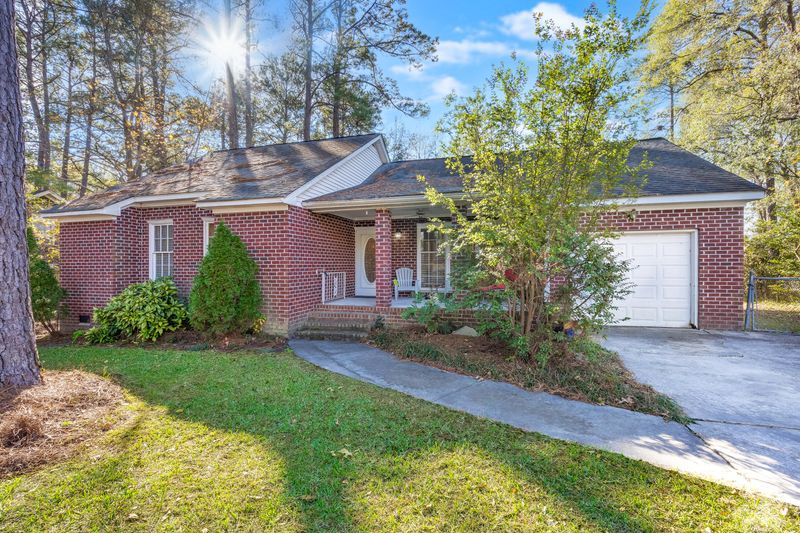 113 Summercourt Dr, Summerville, SC 29485