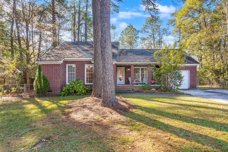 113 Summercourt Dr, Summerville, SC 29485