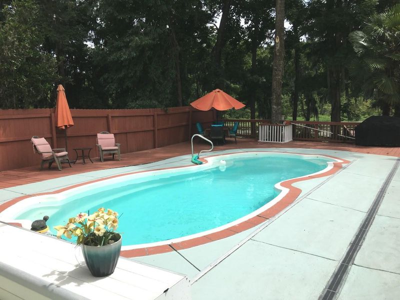 1512 Dockside Ct, Hanahan, SC 29410