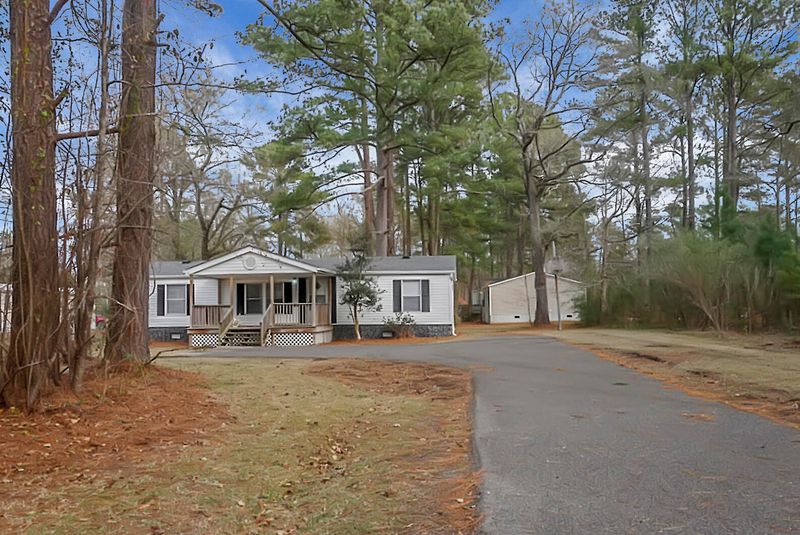 526 Renau Blvd, Summerville, SC 29483