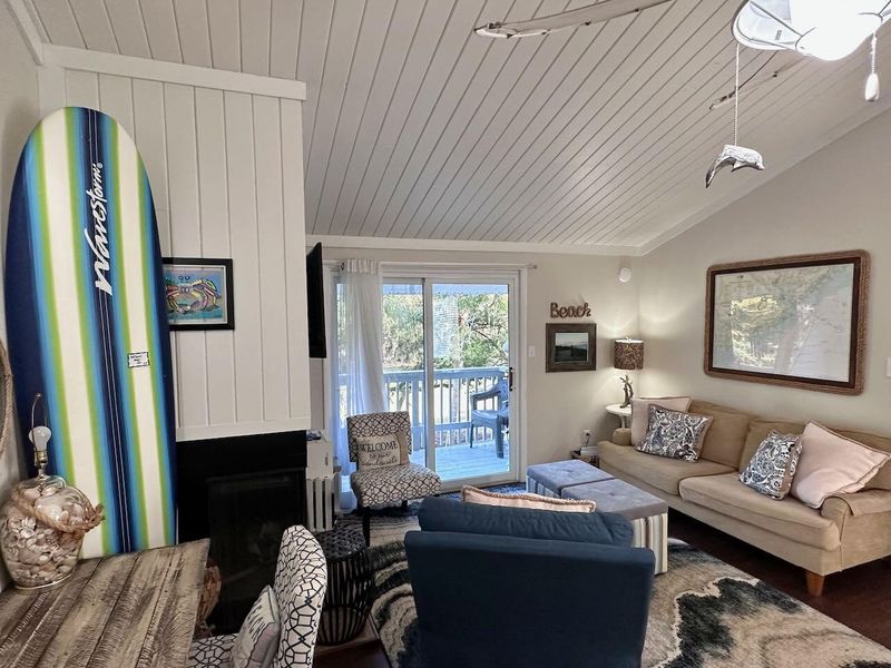 269 Driftwood Ln, Edisto Island, SC 29438