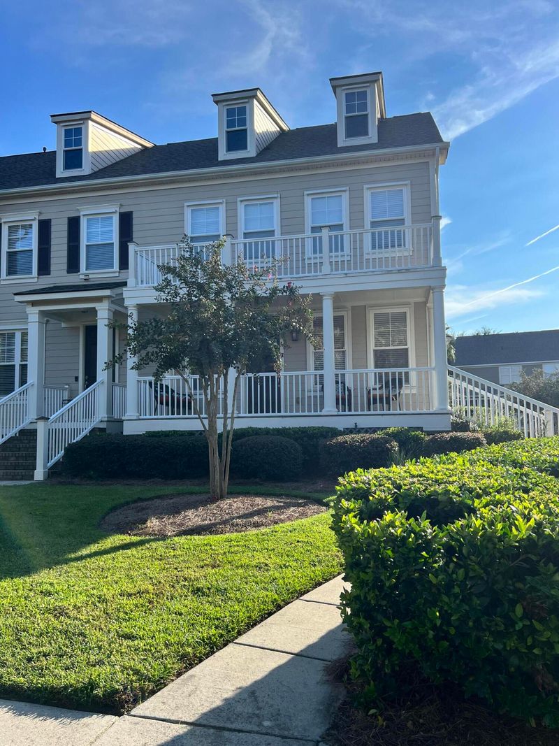 1024 Zinser St, Mount Pleasant, SC 29466